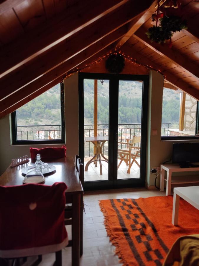 Kristi'S Homes - "Beautiful Attic" In Діміцана Екстер'єр фото